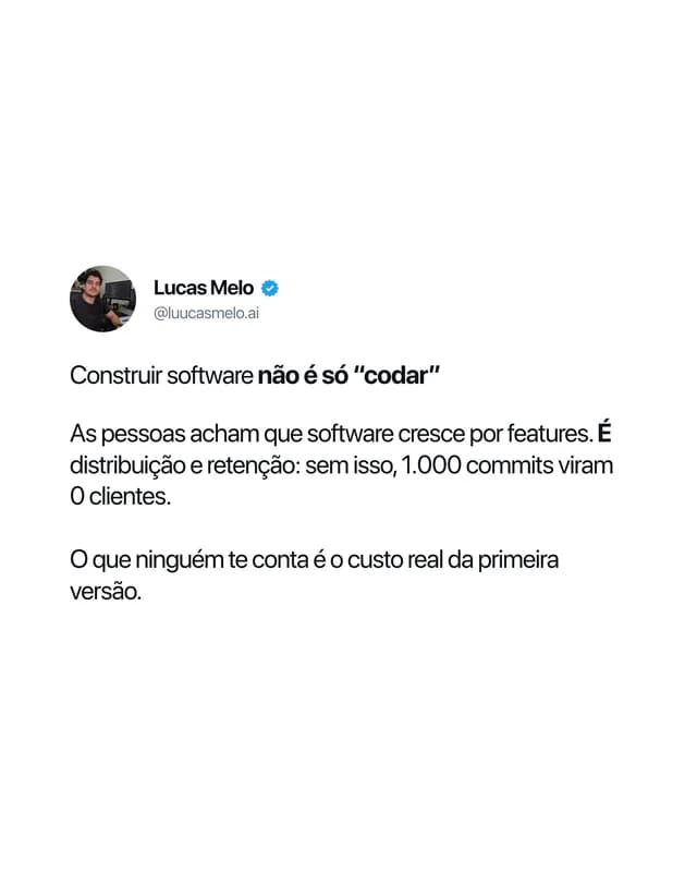 Post no estilo thread do X gerado no Creatools: "Construir software não é só codar"
